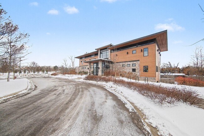 Building Photo - 3105 Millbury Ln