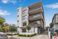 Building Photo - 5657 Virginia Ave
