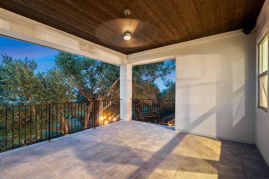 Building Photo - 4113 Sugarloaf Dr