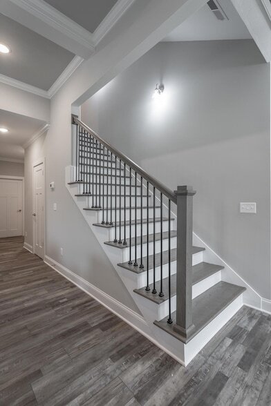 Building Photo - 8955 Silver Maple Dr