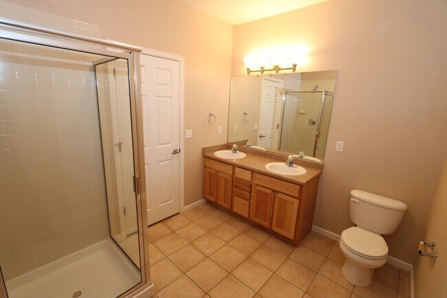 Building Photo - Spacious Top-Floor Condo in Las Casas at Broadmoor Bluffs | 2 Bed / 2 Bath + Garage, Very close t...