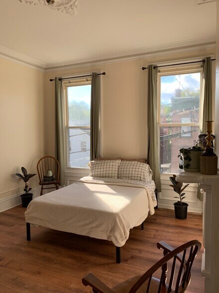 Primary Photo - 49 13th St