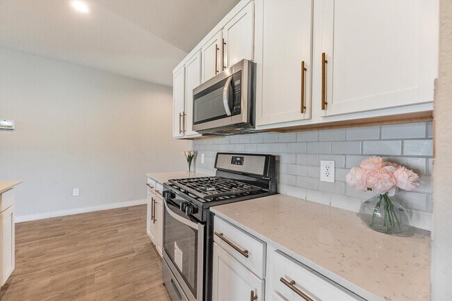 Building Photo - 12107 Bear River Dr