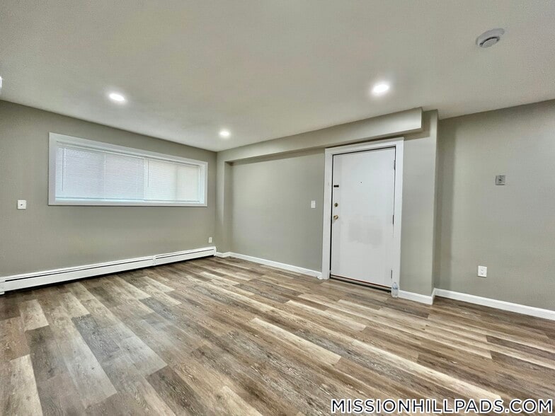 Building Photo - 226 Parker Hill Ave