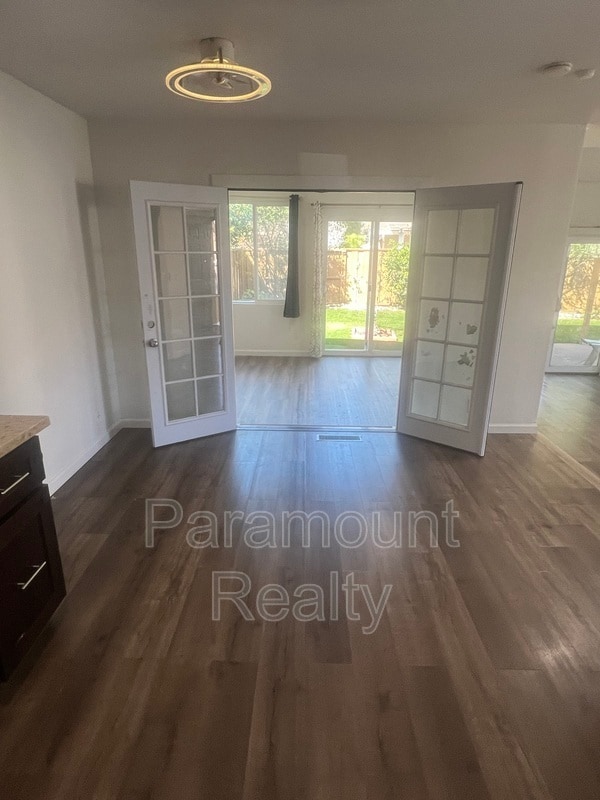 Building Photo - 1655 Fern Pine Ct