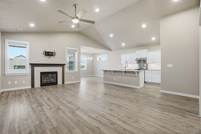 Building Photo - 4268 May Ella Lp