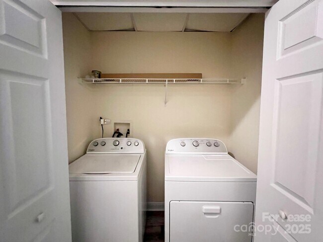 Building Photo - 7014 Elm Hill Ct