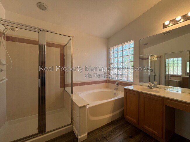 Building Photo - 6246 W Blackhawk Dr