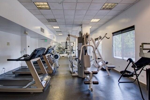 Building Photo - 10501 WILSHIRE Blvd