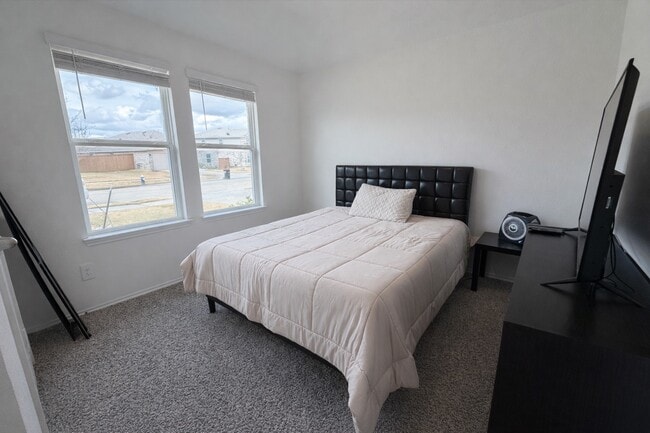 Building Photo - 3073 Emerald Ocean Dr