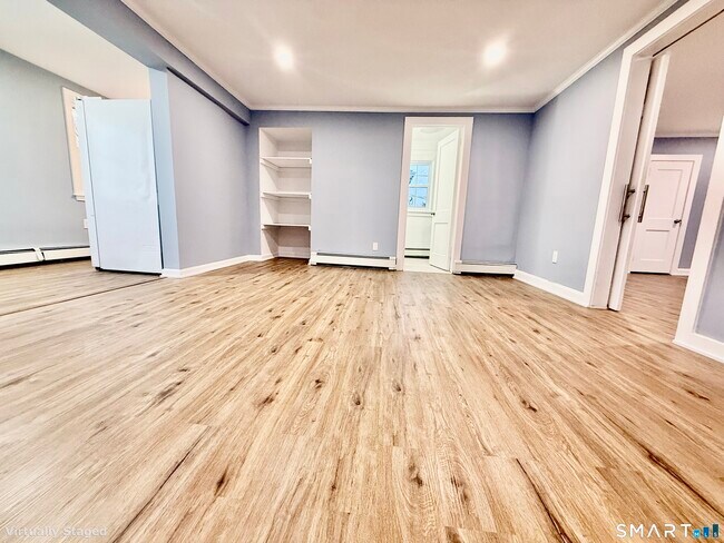 Building Photo - 85 Avery St