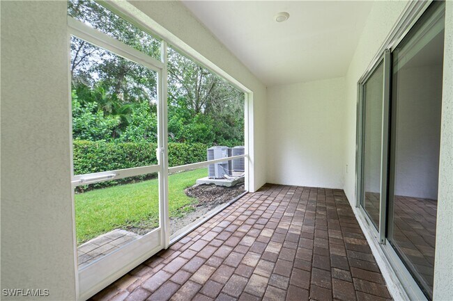 Building Photo - 15421 Wildflower Cir