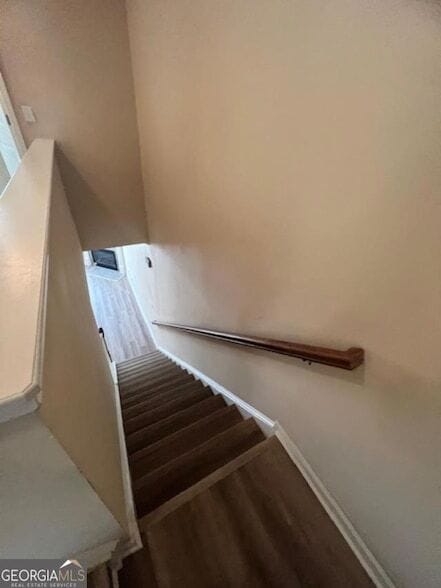 Building Photo - 2918 Hillside Pl