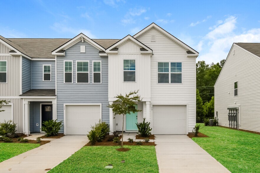 Building Photo - 74 Striker Rd