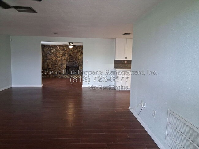 Building Photo - 9330 Ledgestone Ln