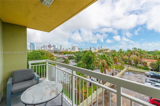 Building Photo - 816 NW 11th St