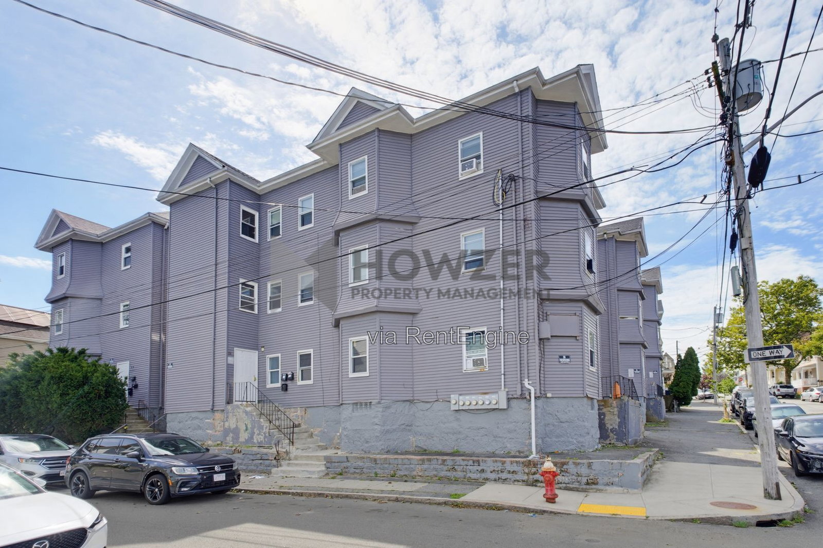 Building Photo - 106 Clark St