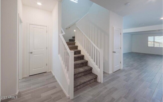 Building Photo - 7243 N 125th Dr