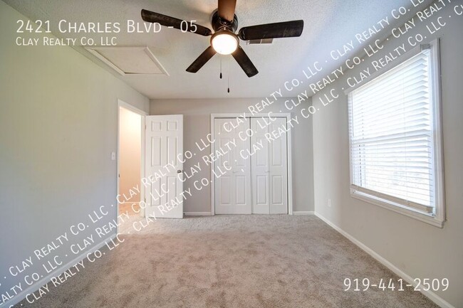 Building Photo - 2421 Charles Blvd