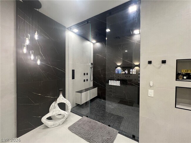 Building Photo - 11544 Bohemian Forest Ave