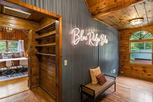 Building Photo - 181 Sugar Mountain Rd