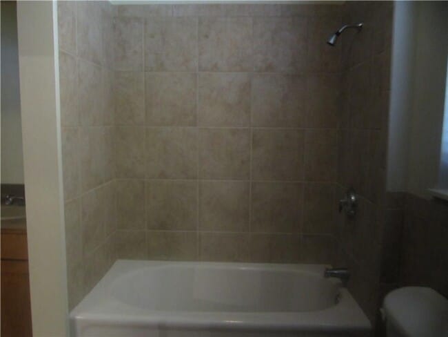 Building Photo - 1 Bedroom Apartment Near Magnolia Area