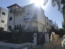 Building Photo - 6819 Baird Ave