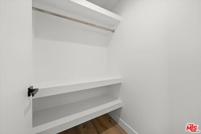 Building Photo - 841 N McCadden Pl