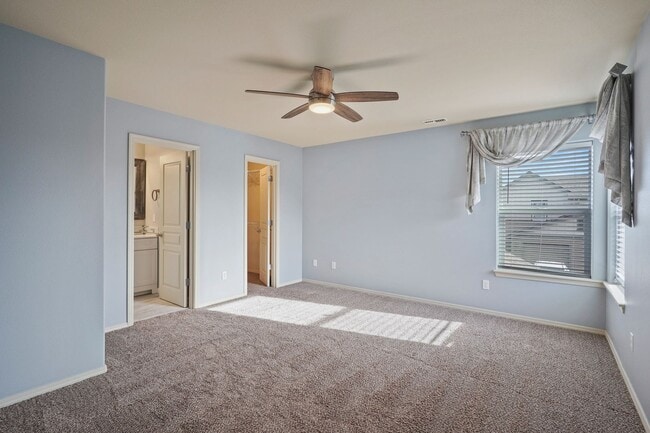 Building Photo - Updated home in Gardenside!