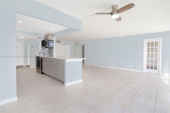 Building Photo - 601 Three Islands Boulevard