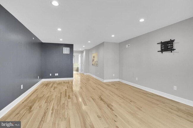 Building Photo - 1644 N 2nd St