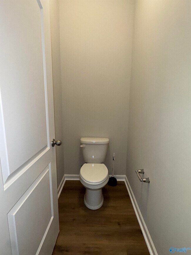 Building Photo - 115 Oak Terrace Ln