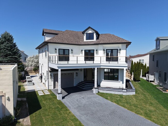 Building Photo - 31 Seaside Ct