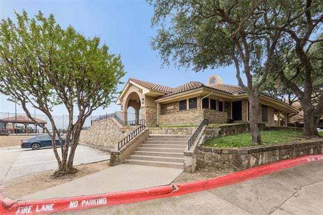 Building Photo - 4236 Cuesta Dr