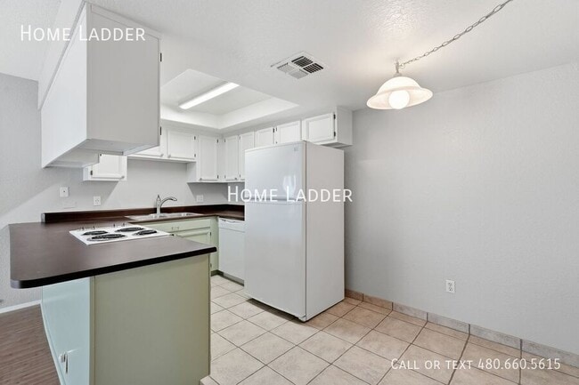Building Photo - 3002 N 70th St