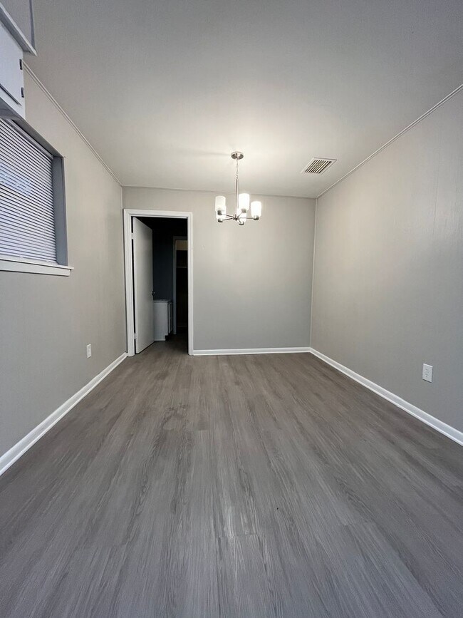 Building Photo - Adorable Updated Home in Lonoke