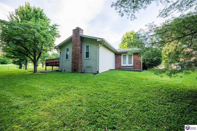 Building Photo - 226 Carey Ln