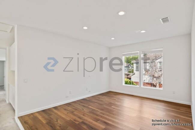 Building Photo - 3106 Snowdrop Cir