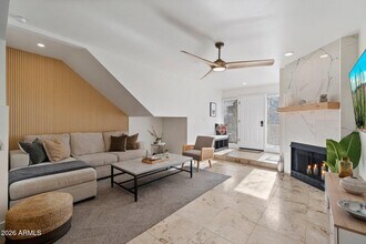 Building Photo - 1820 E Morten Ave