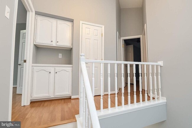 Building Photo - 1 Beacon Hill Way