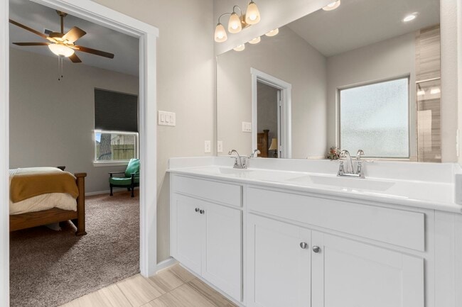 Building Photo - 248 Crest Edge St