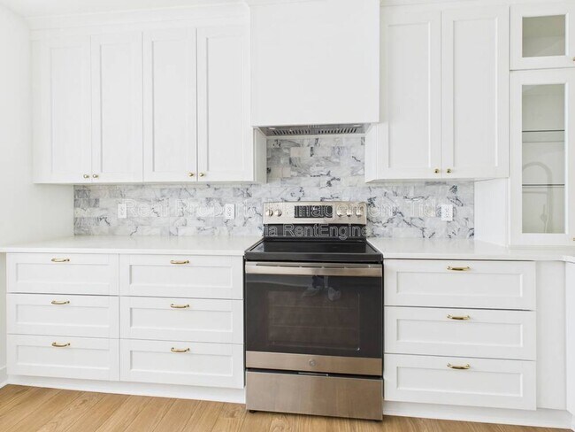 Building Photo - 236 Huntstree Pl