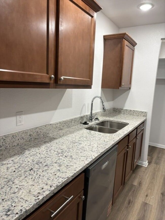 Building Photo - New Construction 3 bedroom, 2 bath brick home.