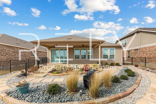 Building Photo - 603 Double Lp St