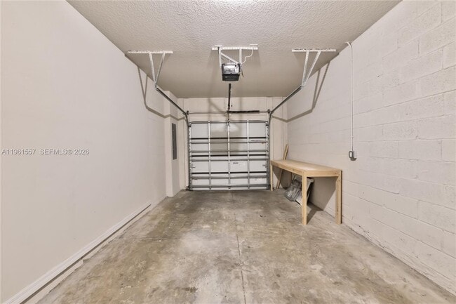 Building Photo - 3506 Joshua Tree St