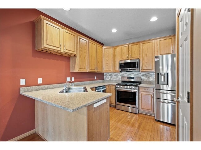 Building Photo - 5046 Yuma Ln N
