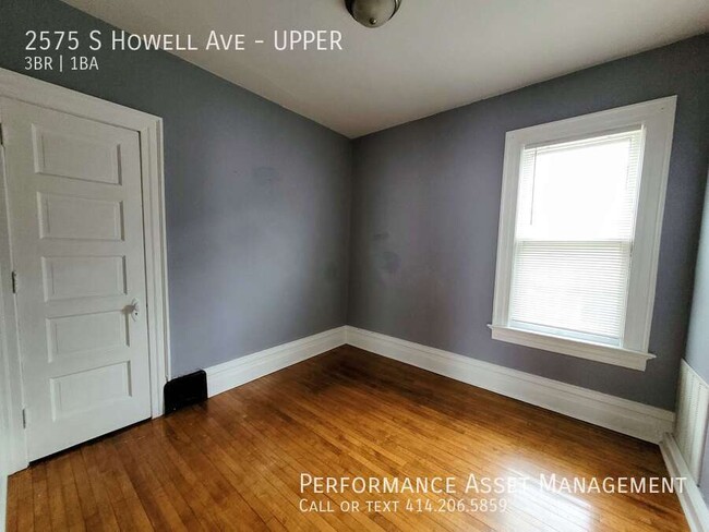 Building Photo - Spacious 3Bedroom Upper Unit in Bay view w...