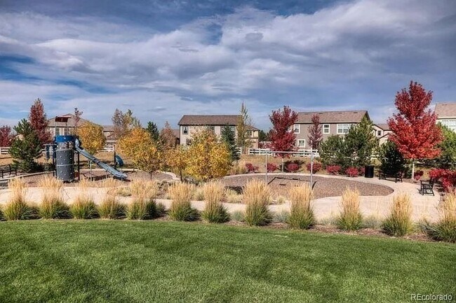 Building Photo - High End 4 Bed 5 Bath House in the Anthem ...