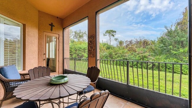 Building Photo - 5433 46th Ct W