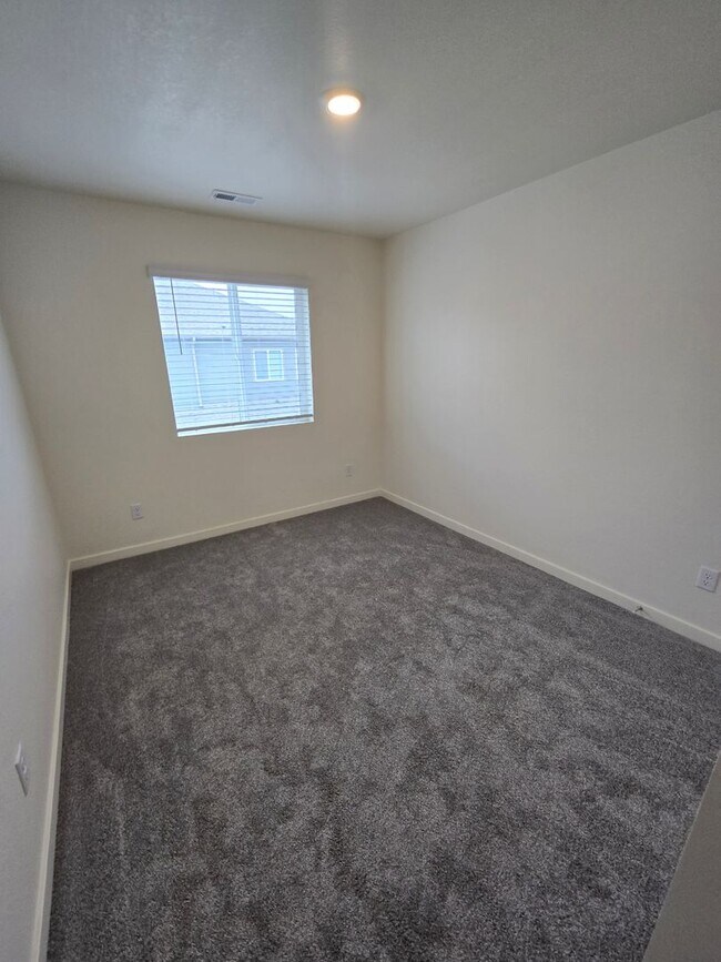 Building Photo - 7020 Kali Ct